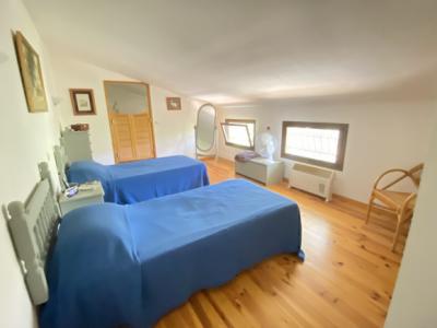 Detached Villa With Swimming Pool Set in 8,000 m2