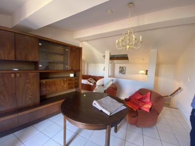 Duplex Apartment in Building With Elevator