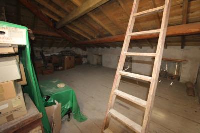 Habitable Large House to Improve