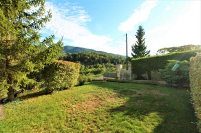Large Villa With Outbuilding And Quality Services