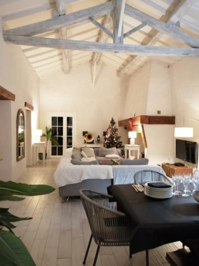 Renovated Character House in A 2.5 Hectare Parkland Gardens