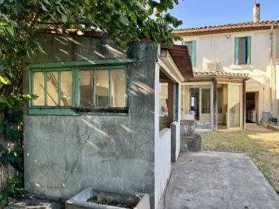 Town House With Garden, You are Sure to Fall in Love