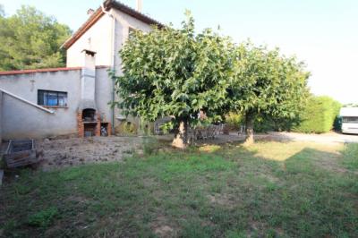 Villa with Land plus Swimming Pool And Outbuilding