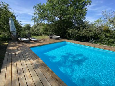 Detached Country House With Swimming Pool
