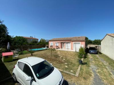 Detached Villa with Lovely Garden