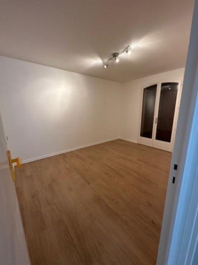 Detached House with Tower and Garden