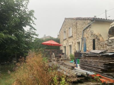 Renovated House With Garden in Black Mountain Sector