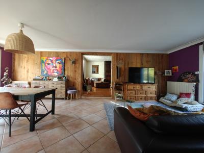 Family Home with Pool in the Middle of Nature