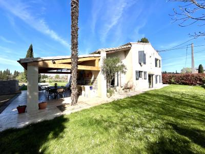 Fully Renovated Detached House with Pool