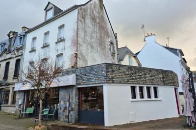 Lovely Bourgeois Style Apartment Building