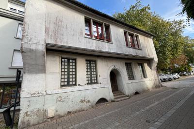 Charming Bourgeois Style Property