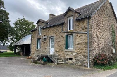 Detached Country House with Attached Outbuilding