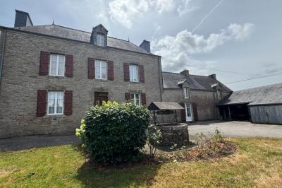 Detached Country House with Outbuilding