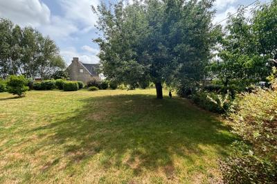 Detached Country House with Outbuilding