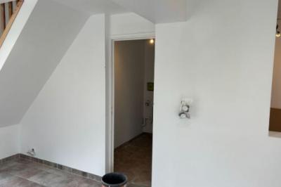 Contemporary Detached House with Landscaped Garden