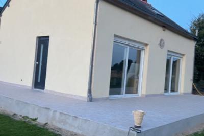 Contemporary Detached House with Landscaped Garden