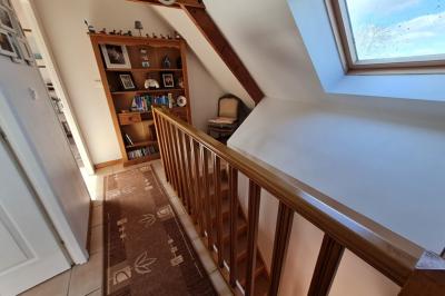 SLD02637 - Under Offer with Cle France