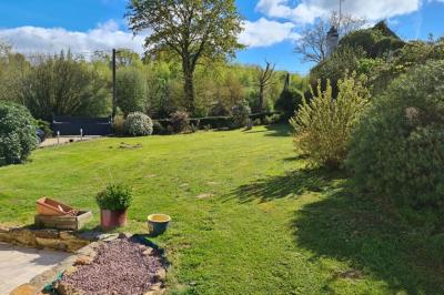 Detached House with Parkland Landscaped Garden