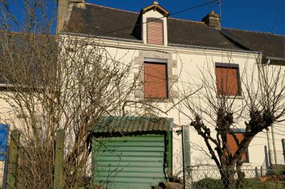 Brittany House in Rural Hamlet Location