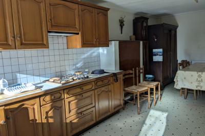 Brittany House in Rural Hamlet Location