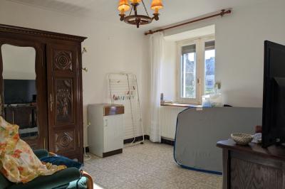 Brittany House in Rural Hamlet Location