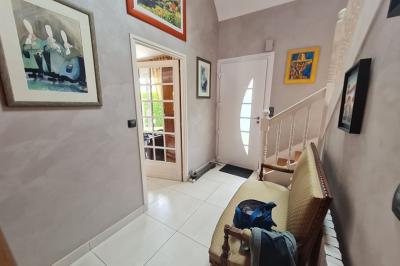 Detached Country House With Lovely Garden