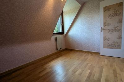 Detached Country House with Outbuilding and Open View