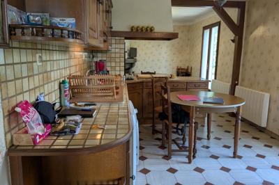 Detached Country House with Outbuilding and Open View