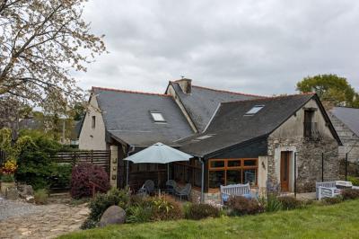 Beautiful Country House with Large Garden