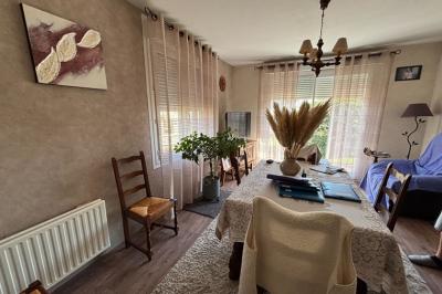 Lovely Detached House with Pretty Garden