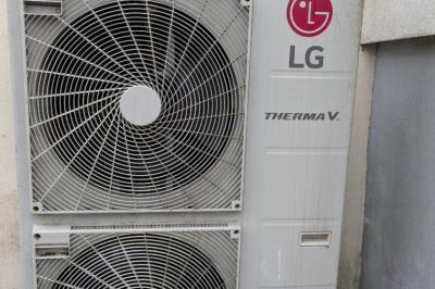 Town House with Garden and Chateau View