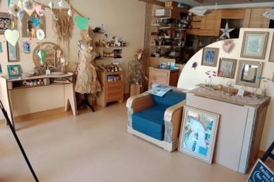 Lovely House with Lots of Character and Garden