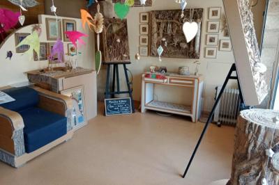 Lovely House with Lots of Character and Garden