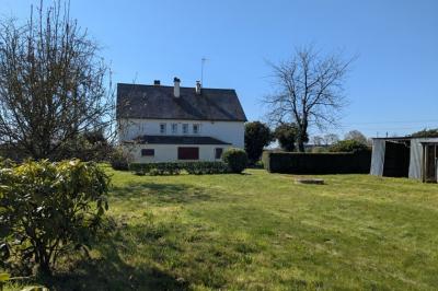 Detached Country House with Outbuilding
