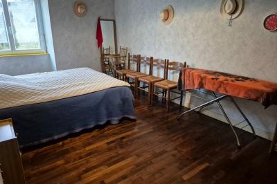 Longere Style Farmhouse with Outbuilding