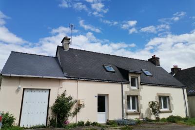 Detached Country House with Outbuilding