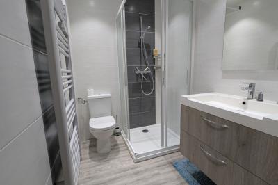 Maison De Maitre Style Manor House with Garden