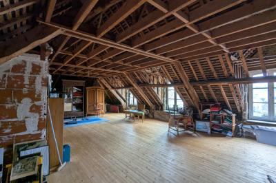 Maison De Maitre Style Manor House with Garden