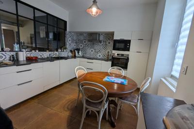 Maison De Maitre Style Manor House with Garden