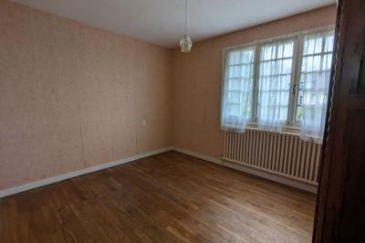 Detached Country House with Outbuilding