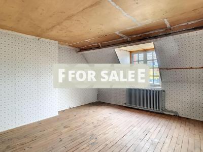 SLD02530 - Under Offer with Cle France