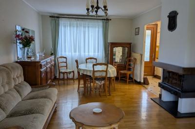 Detached Country House with Garden by the Coast