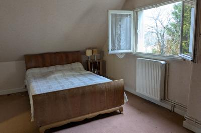 Detached Country House with Garden by the Coast