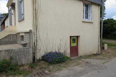 Detached House with Garden