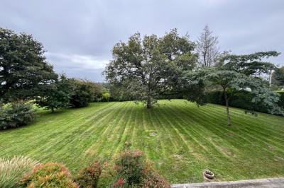 Detached Country House with Outbuilding